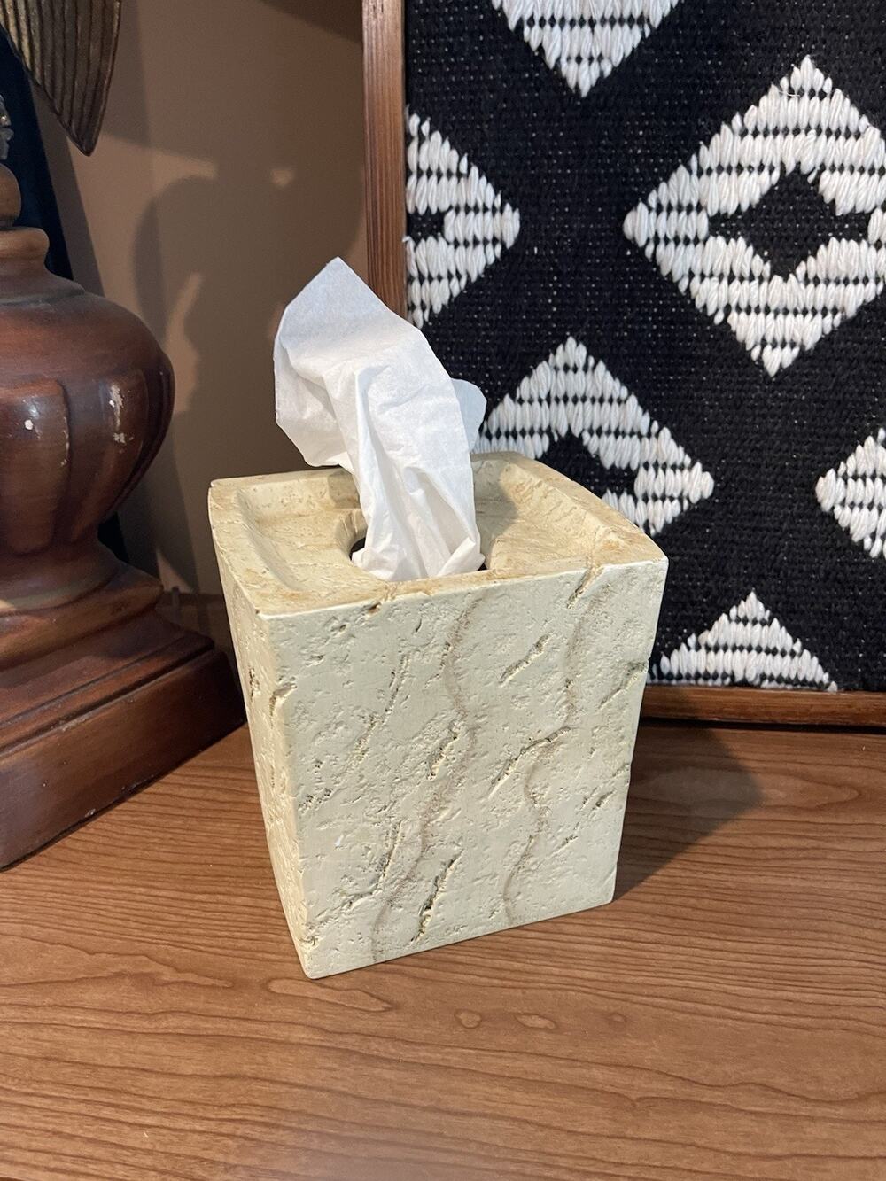 Ceramic Stone Tissue Box Holder | Crackled Texture Cream Tissue Cover